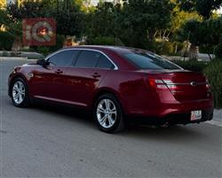 Ford Taurus